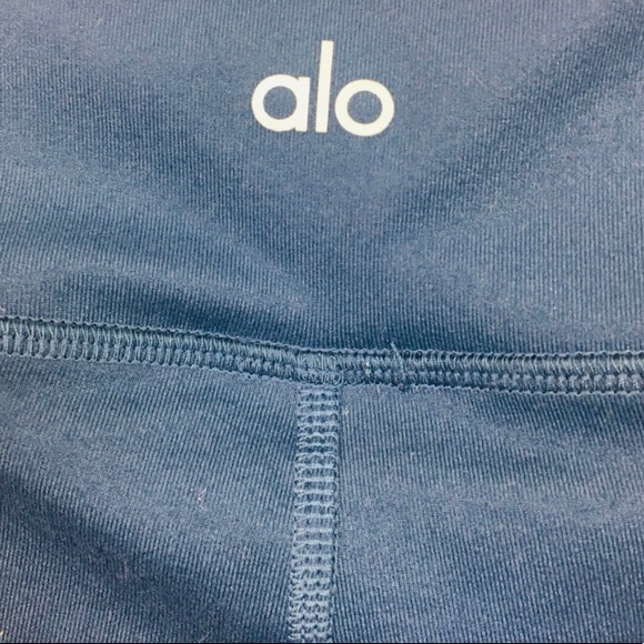 Alo Yoga Show Off Blue Mesh leggings - Picture 8 of 9